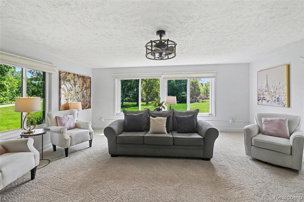 10810 Petrieville Highway, Eaton Rapids, MI 48827 — Photo 11