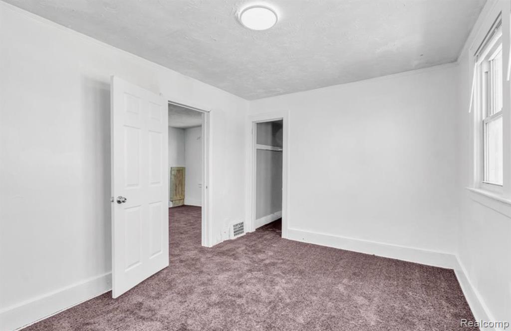 5573 Montclair Street, Detroit, MI 48213 — Photo 33