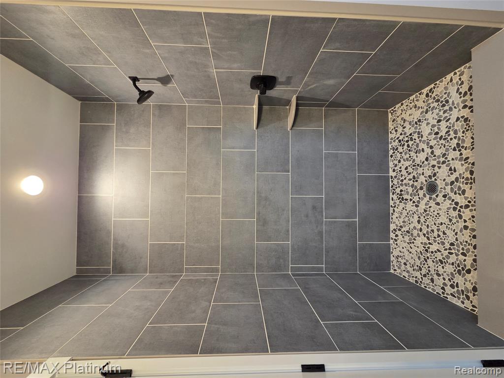13067 River Rock Pass, Linden, MI 48451 — Photo 15