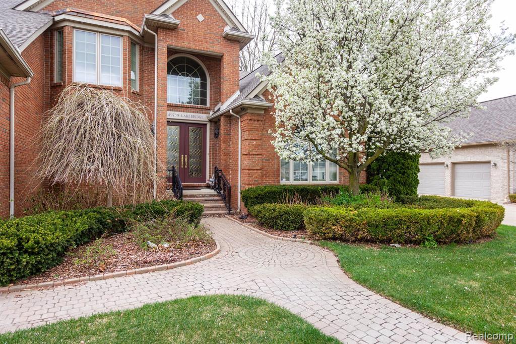 49759 Lakebridge Drive, Shelby Twp, MI 48315 — Photo 4