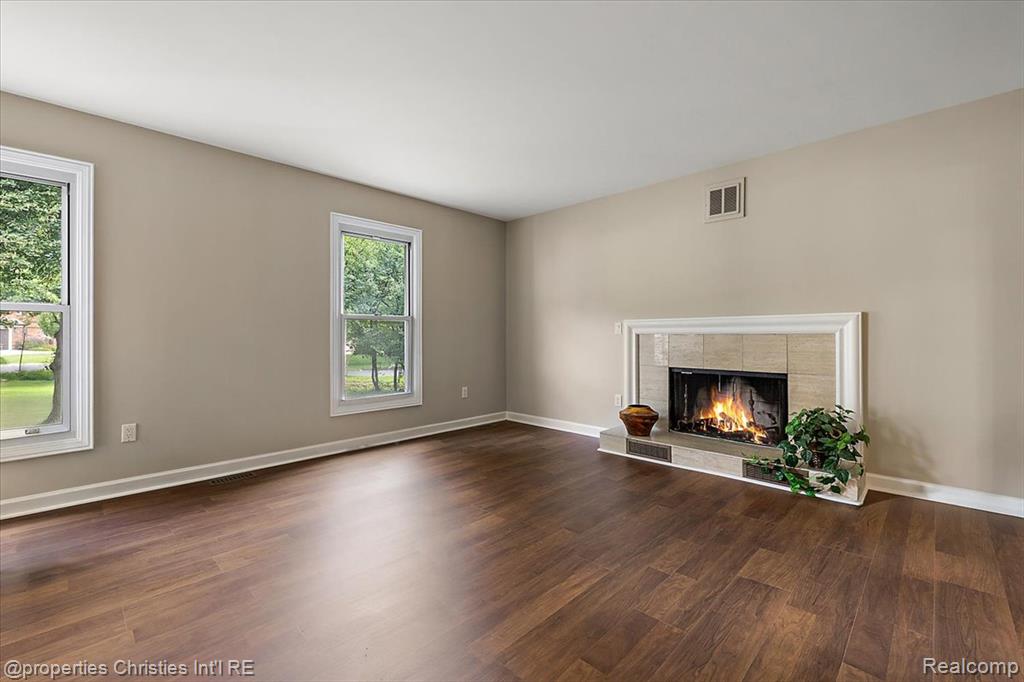 4069 Harbor Vista Drive, Orchard Lake Village, MI 48323 — Photo 19