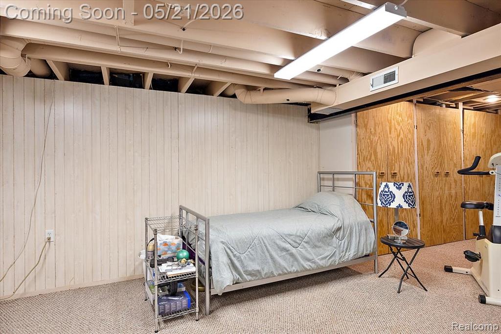 33891 Yorkridge Street, Farmington, MI 48331 — Photo 71