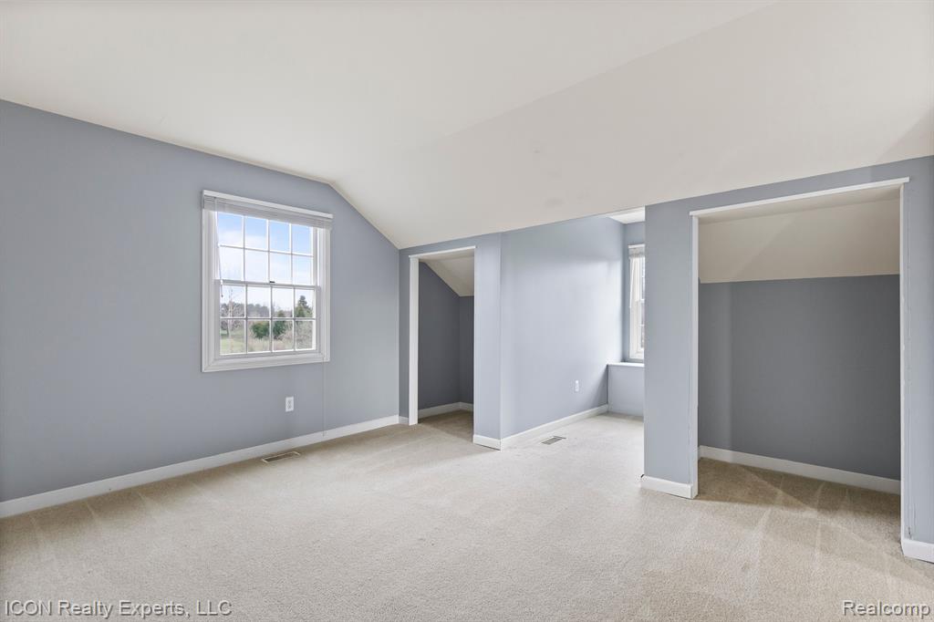 5580 HEGEL Road, Goodrich Vlg, MI — Photo 36