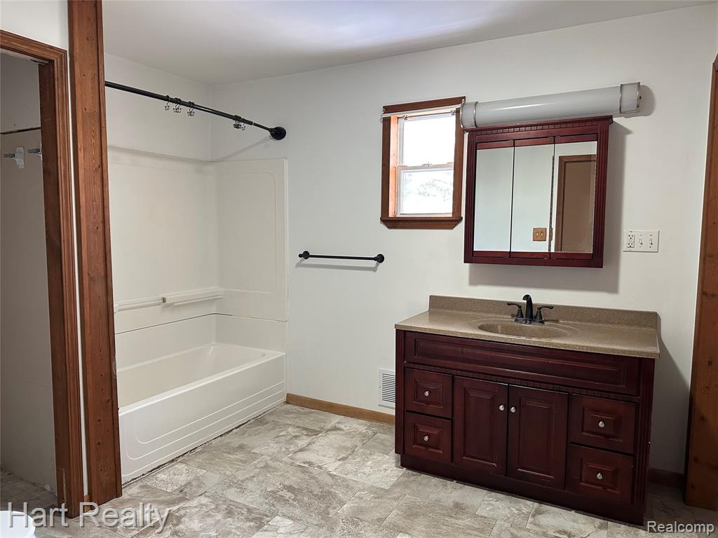 5213 Marlette Road, Marlette, MI 48453 — Photo 18