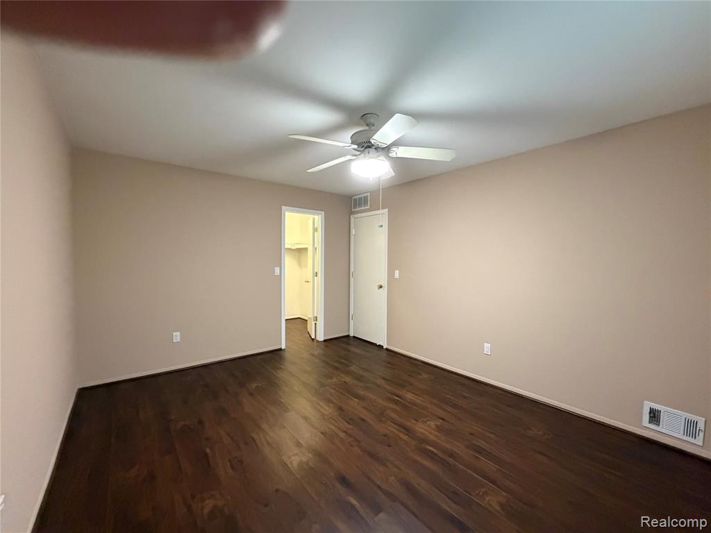 5220 W Utica Road, Utica, MI 48317 — Photo 21