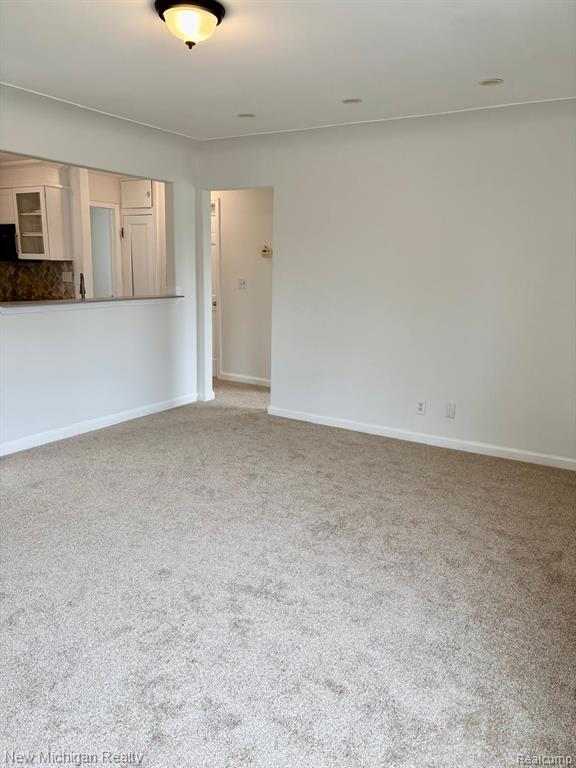 4469 S Saginaw Street, Burton, MI 48529 — Photo 14