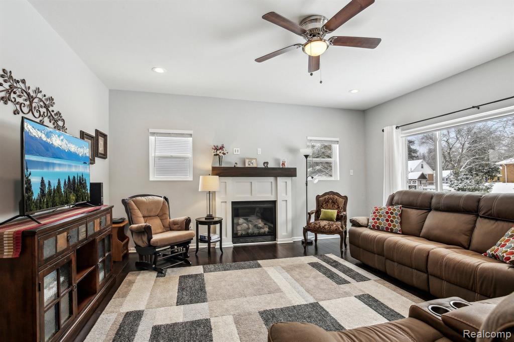 945 RIVER ROCK Drive, Holly, MI 48442 — Photo 10