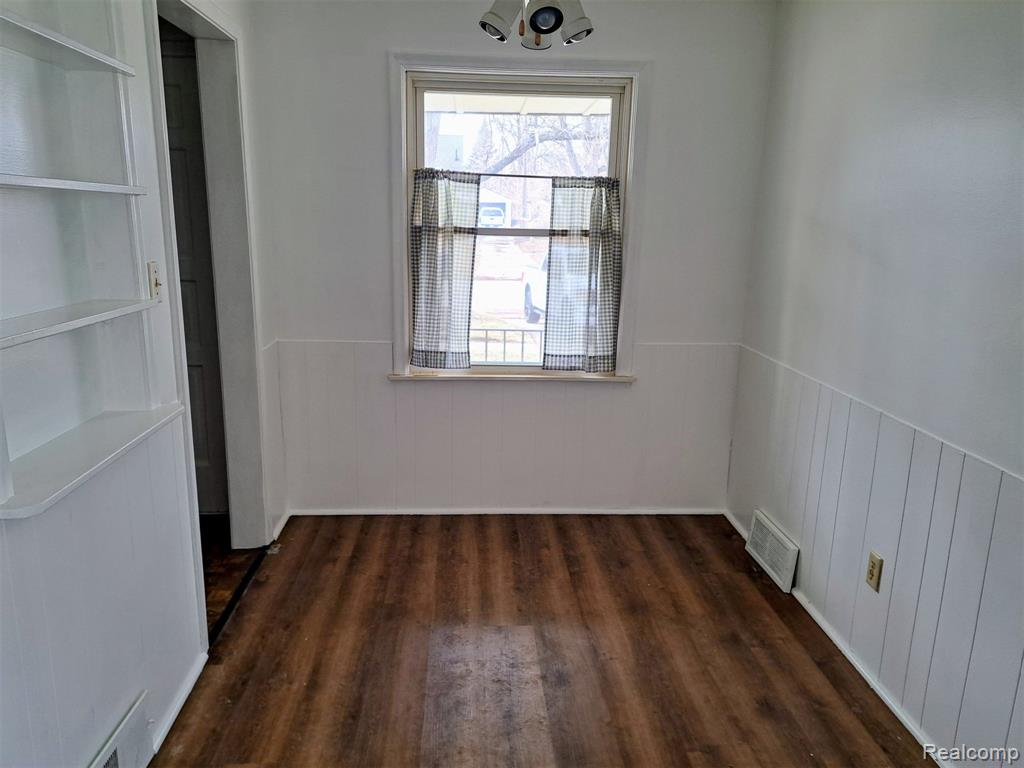 17730 Five Points Street, Redford, MI 48240 — Photo 4