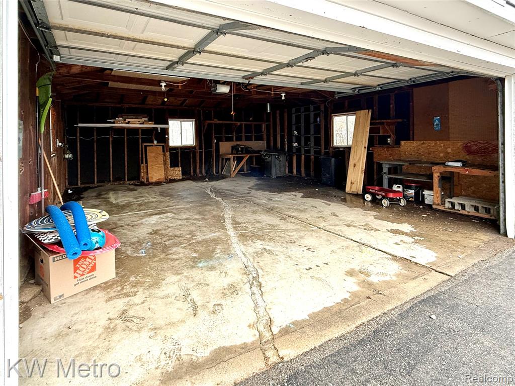 5036 Beecher Road, Flint, MI 48532 — Photo 25