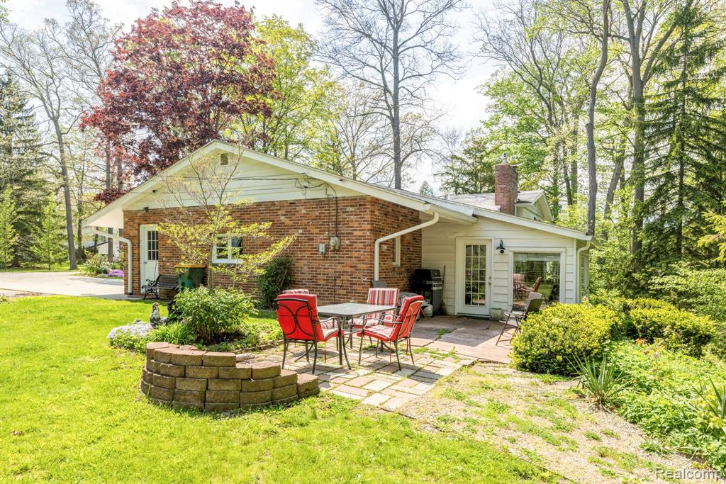 3560 North Road, Clyde, MI 48049 — Photo 2