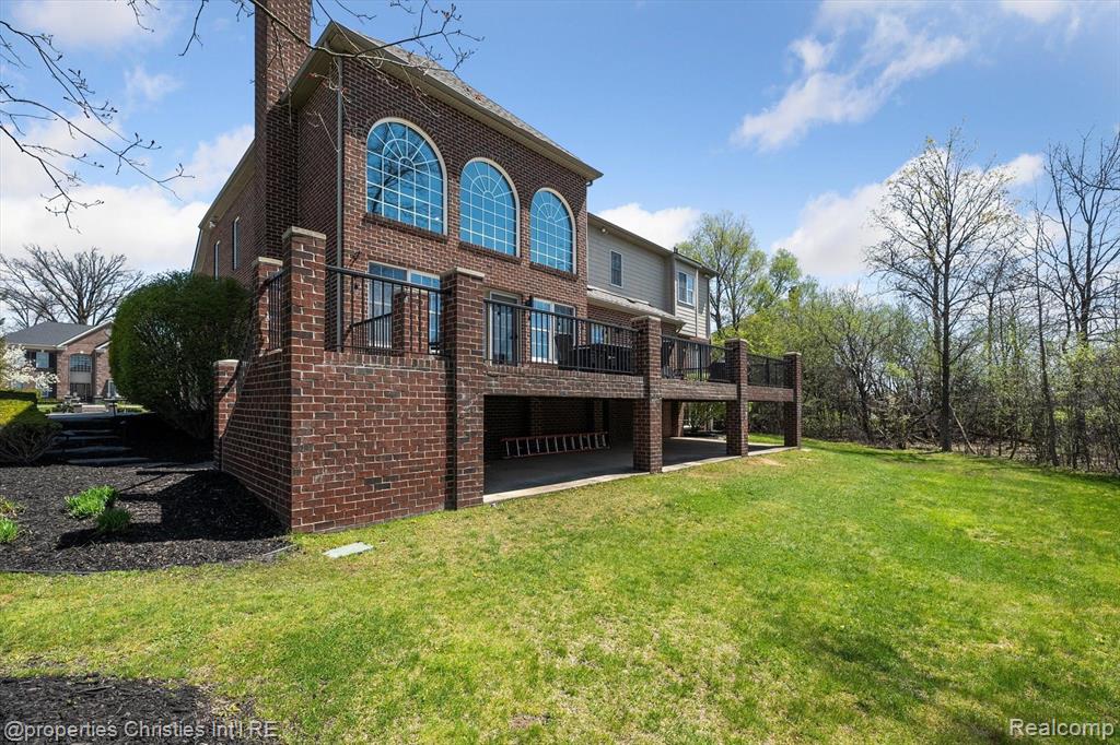 45933 TOURNAMENT Drive, Northville, MI 48168 — Photo 71