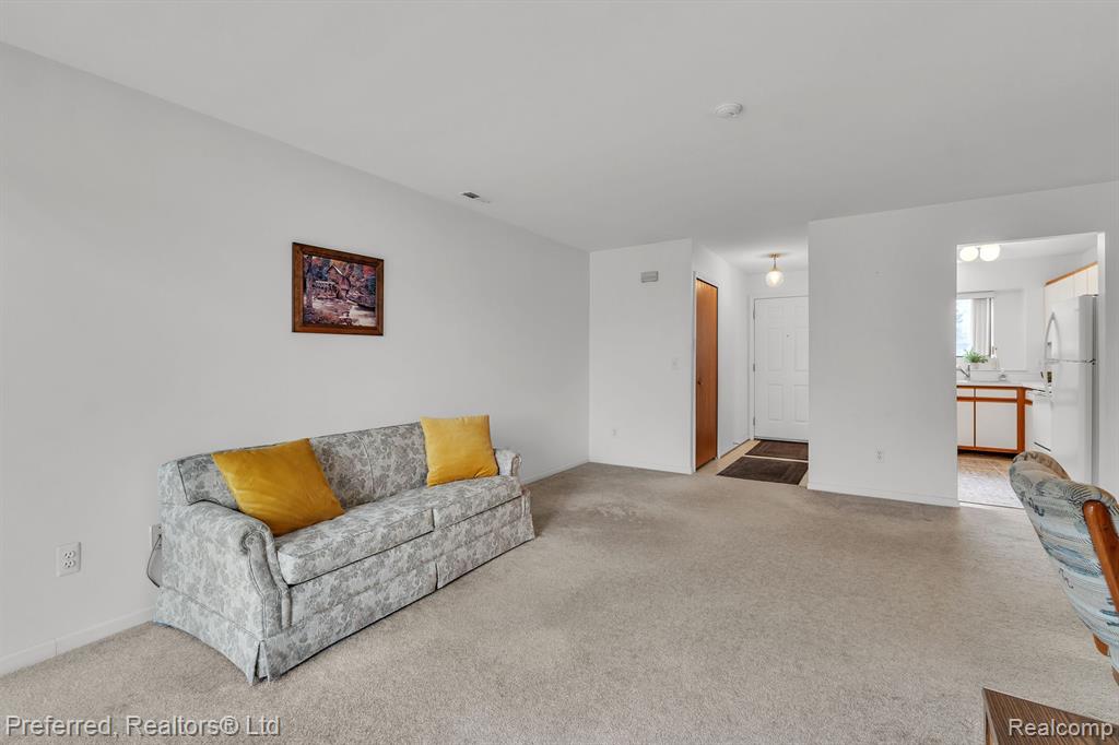 42565 LILLEY POINTE Drive, Canton, MI 48187 — Photo 11