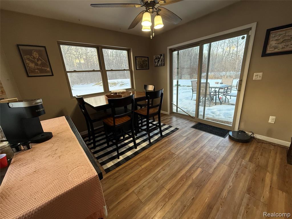 26020 Martinsville Road, Belleville, MI 48111 — Photo 21