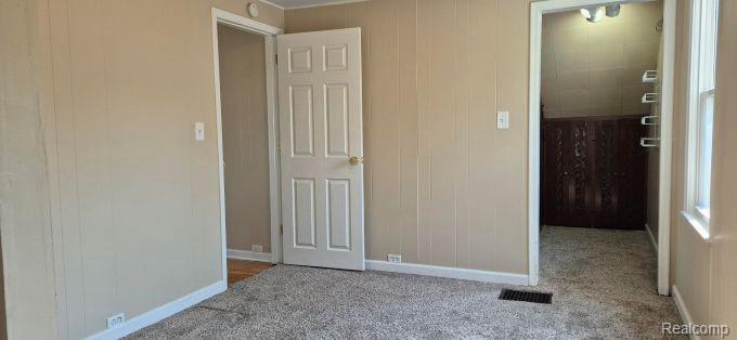 830 KNOWLES Street, Royal Oak, MI 48067 — Photo 16