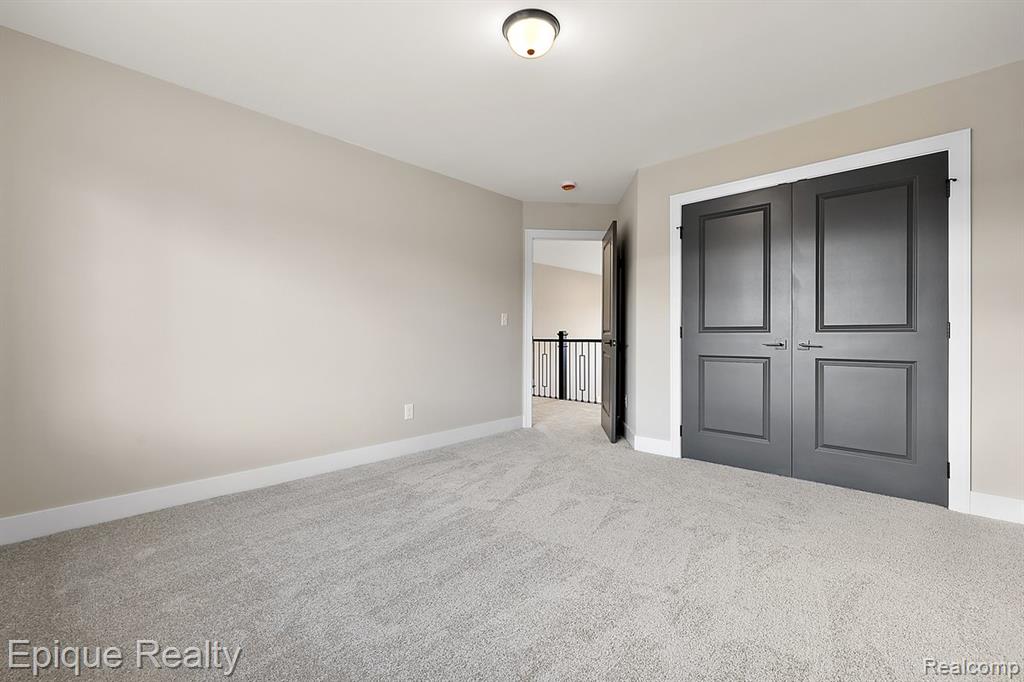 50605 Mistwood Drive, Macomb, MI 48042 — Photo 31