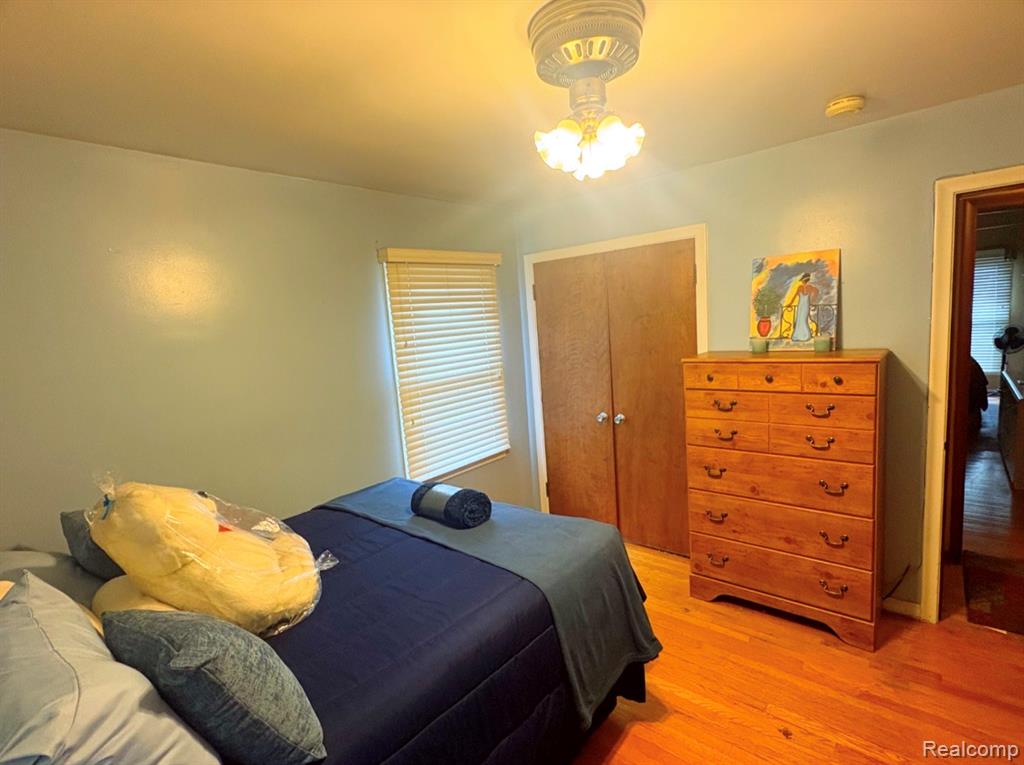 17619 Sprenger Avenue, Eastpointe, MI 48021 — Photo 13