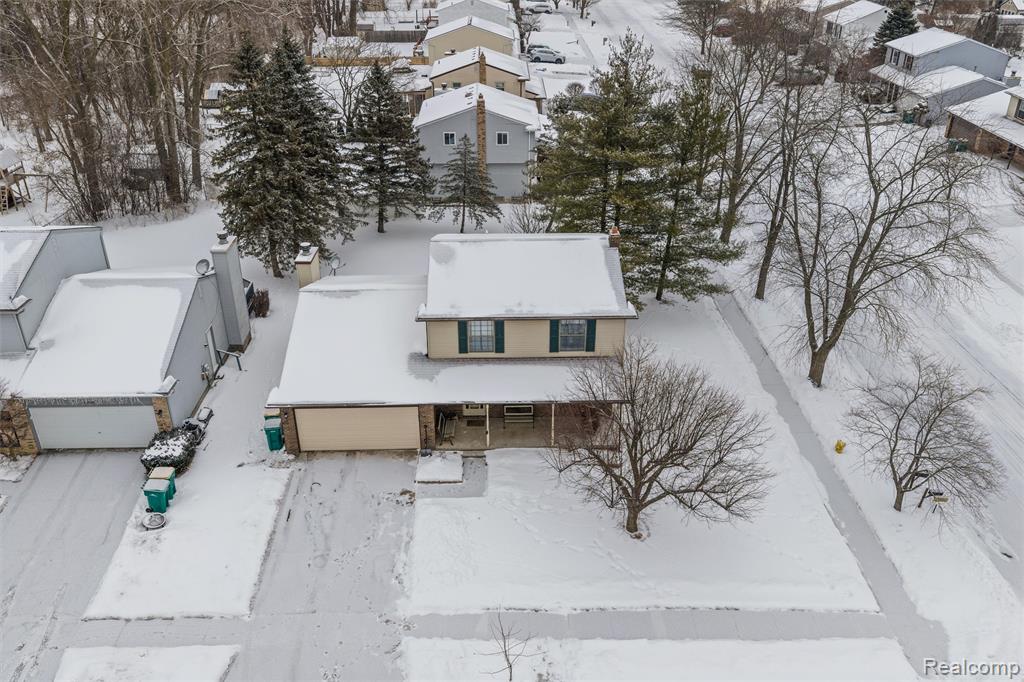 5695 CAREN Drive, Ypsilanti, MI 48197 — Photo 3