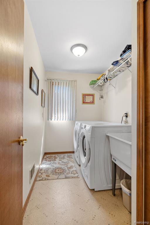 46941 SOUTHGATE Drive, Canton, MI 48188 — Photo 18
