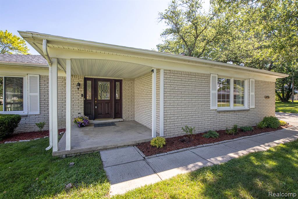 4290 FROSTWOOD, Troy, MI 48098 — Photo 5