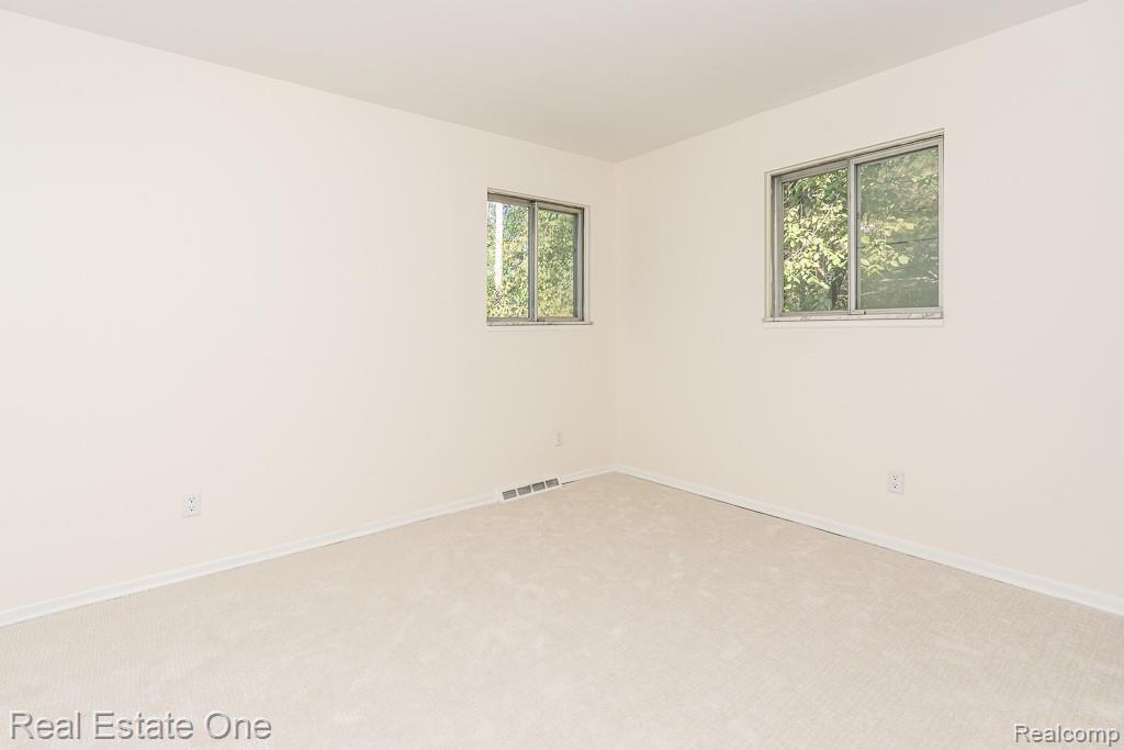 751 Troywood Drive, Troy, MI 48083 — Photo 21