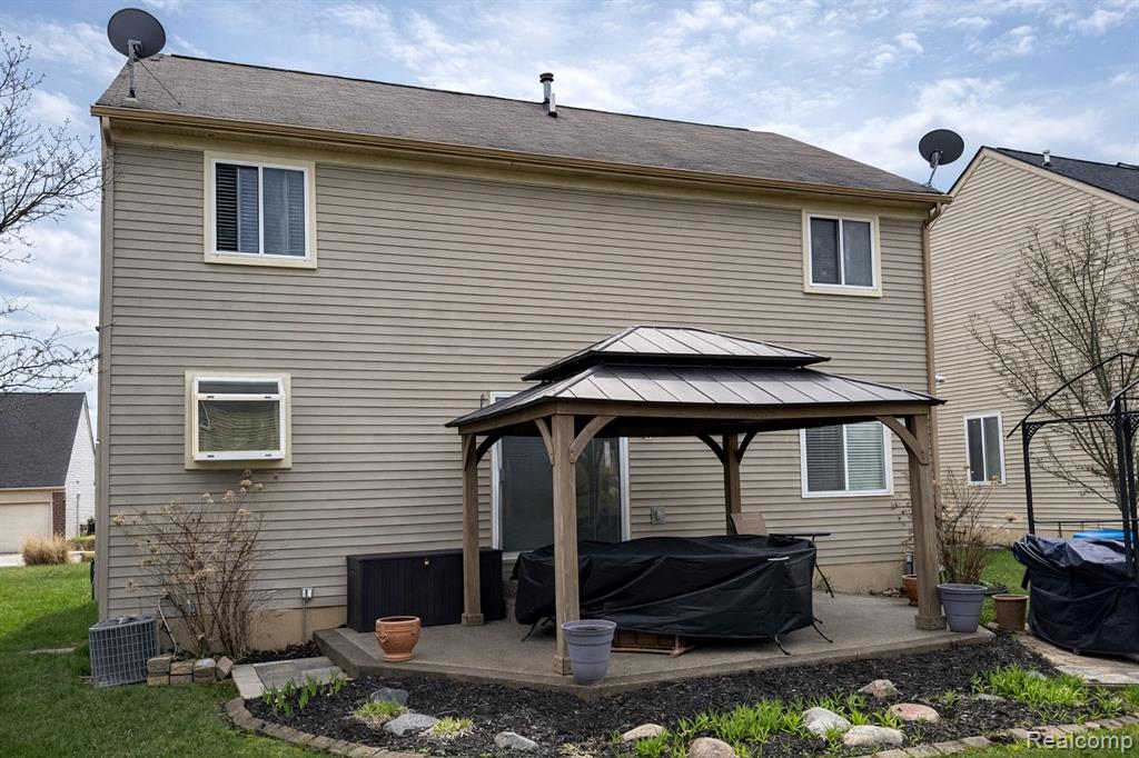 738 W Margaret Lane, Pontiac, MI 48341 — Photo 19