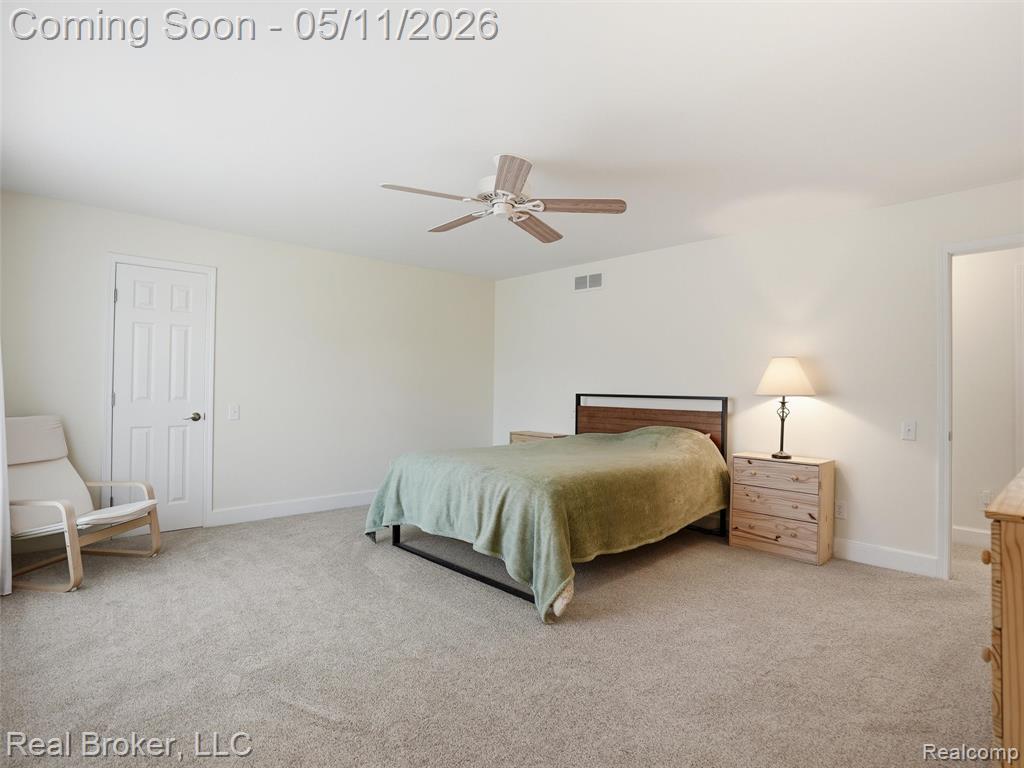 42115 E Edward Drive, Clinton Twp, MI 48038 — Photo 17