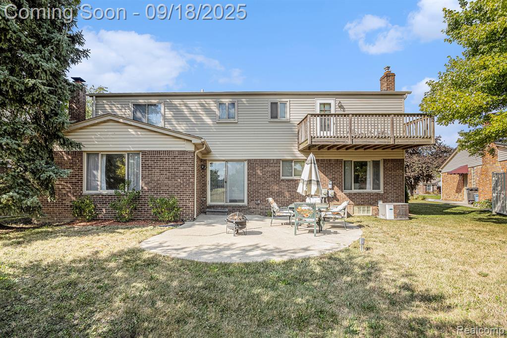 15721 Kristin Lane, Riverview, MI 48193 — Photo 25