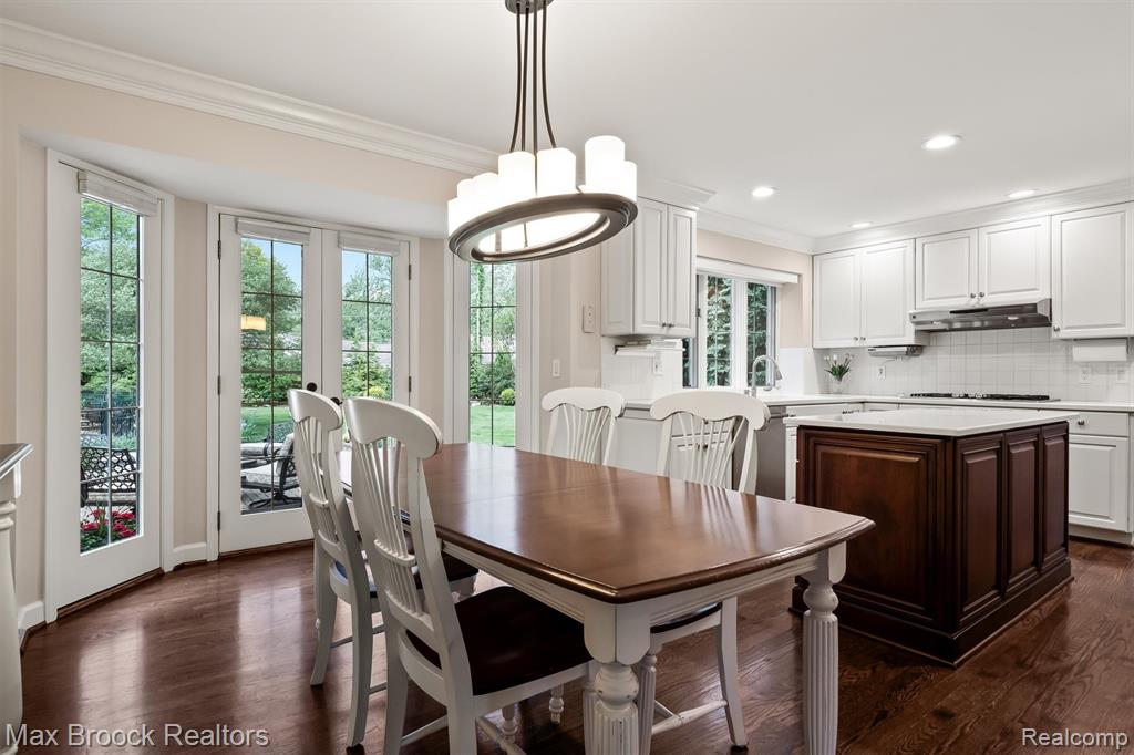 6280 Dakota Circle, Bloomfield Hills, MI 48301 — Photo 10