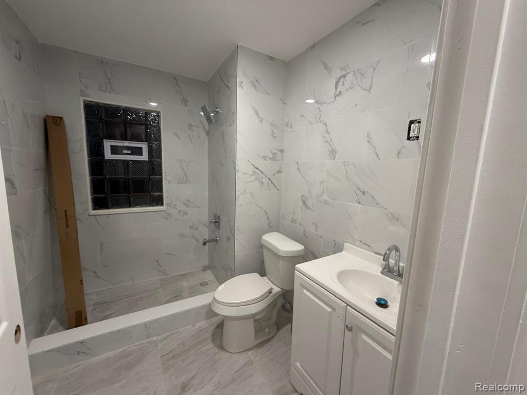 7805 Faust Avenue, Detroit, MI 48228 — Photo 8