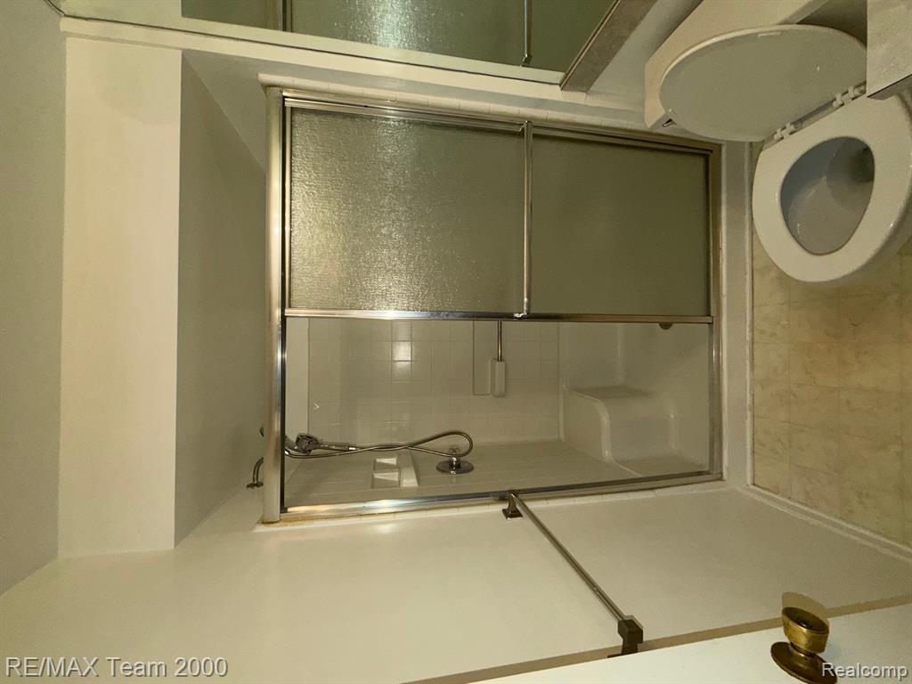40 GEORGETOWN Court, Dearborn, MI 48126 — Photo 11