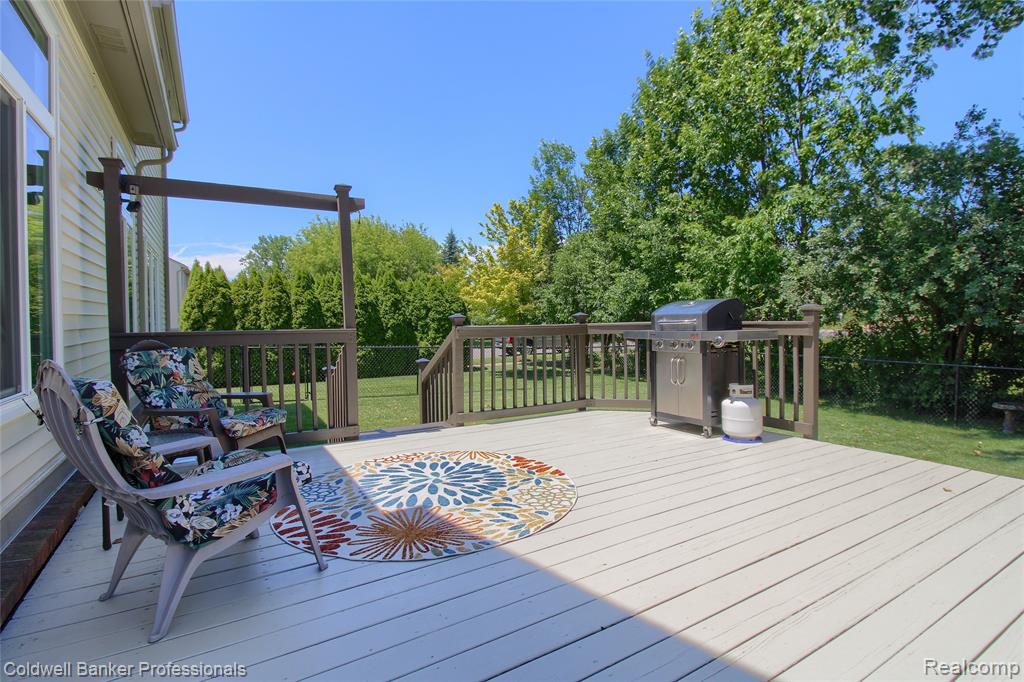7749 Dover Drive, Ypsilanti, MI 48197 — Photo 35