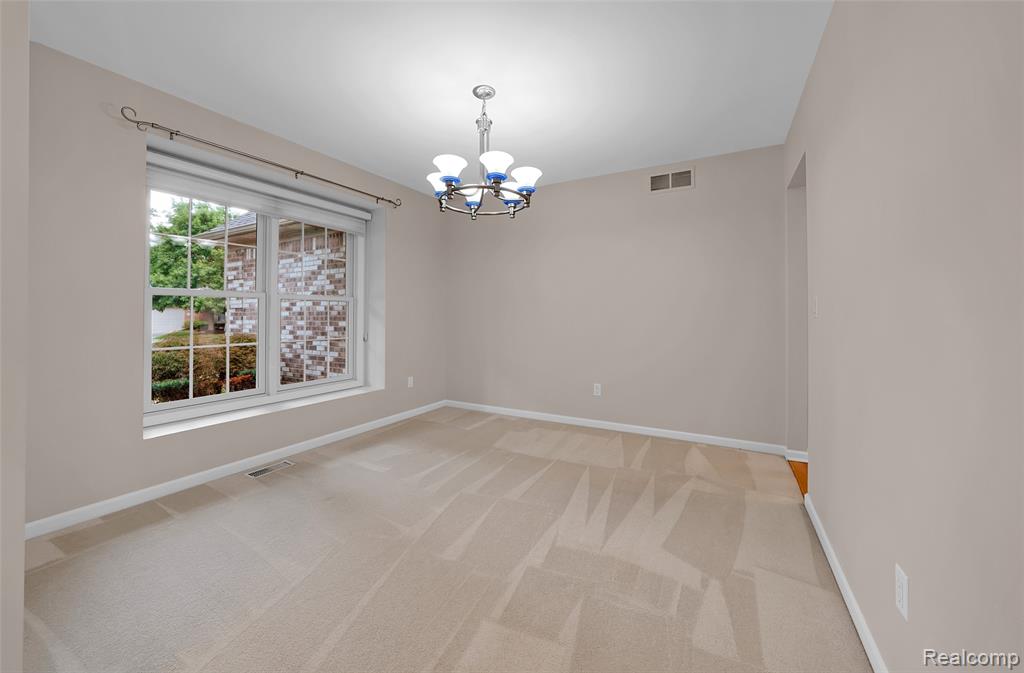5729 Windspirit Court, 36, Waterford, MI 48327 — Photo 28