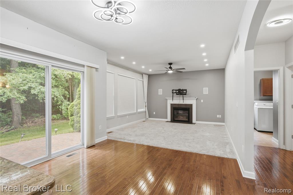 26978 Maxwell Court, Novi, MI — Photo 4