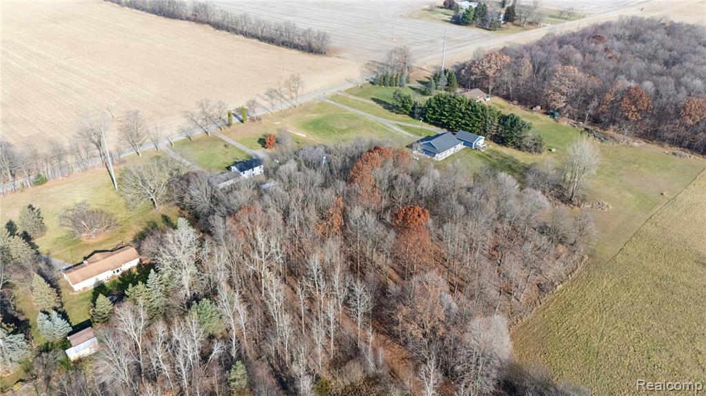 8603 Killinger Road, Fowlerville, MI 48836 — Photo 48