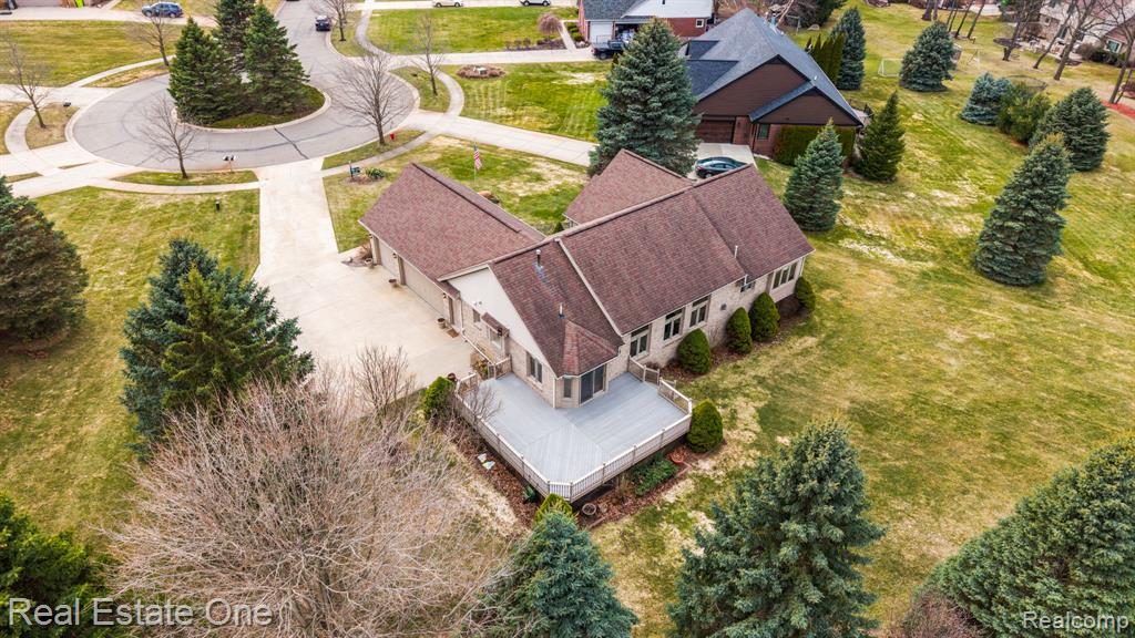 9305 Rotondo Drive, Howell, MI 48855 — Photo 3