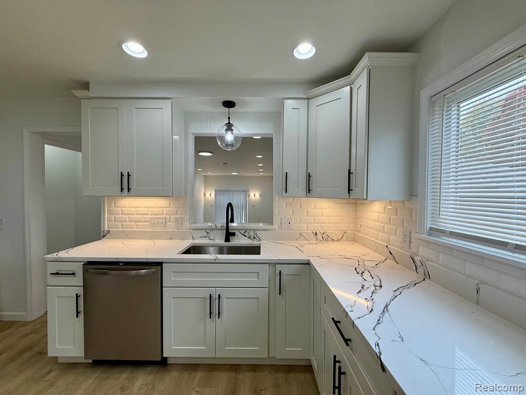 45949 Bontekos Avenue, Belleville, MI 48111 — Photo 16