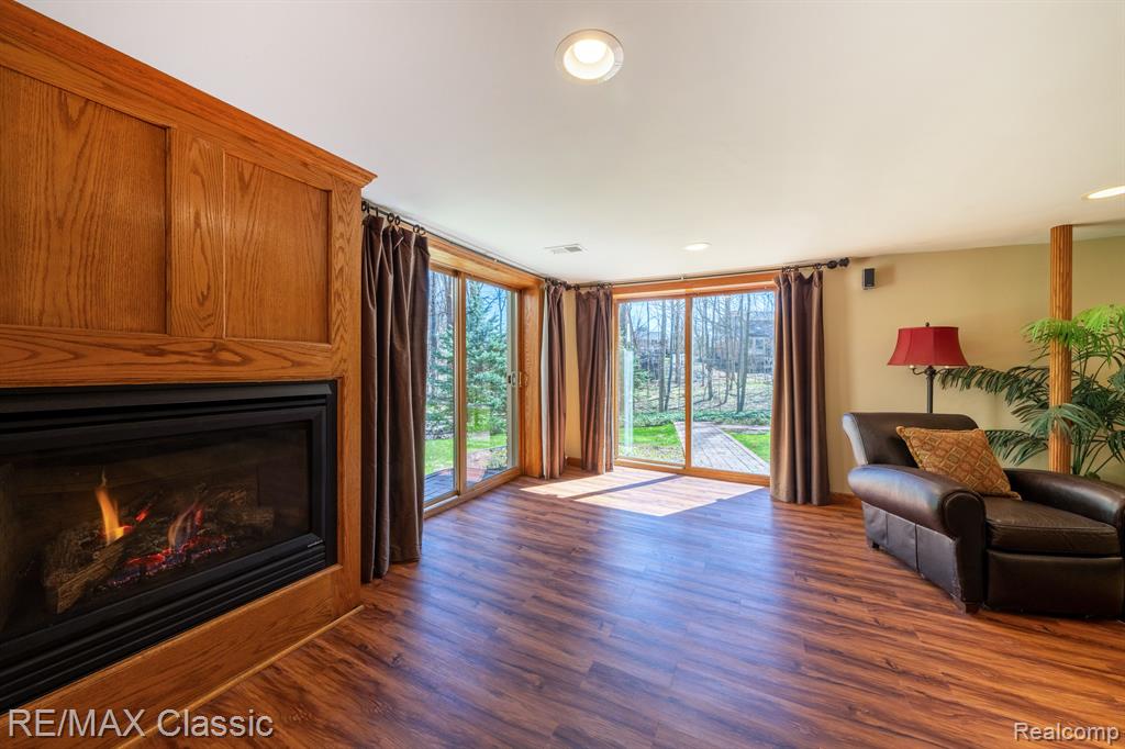 48941 W HILLCREST, Plymouth, MI 48170 — Photo 48