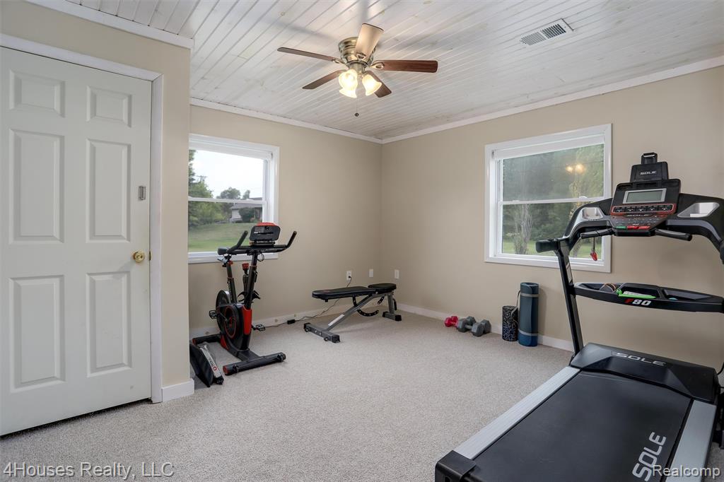 4087 Silver Valley Drive, Lake Orion, MI — Photo 36
