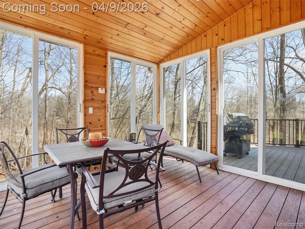7845 Sleepy Hollow Drive, Northville, MI 48168 — Photo 23