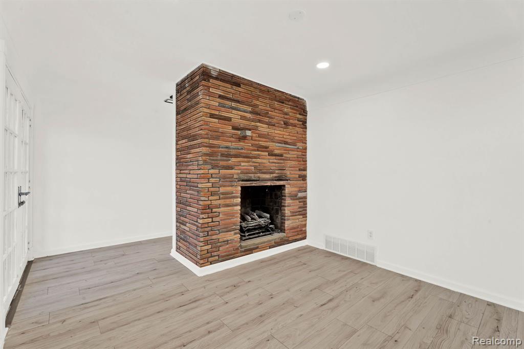 780 Bow Lane, Waterford, MI 48328 — Photo 10