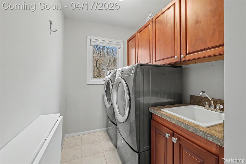 734 Lake Ridge Road, Rochester Hills, MI 48307 — Photo 27
