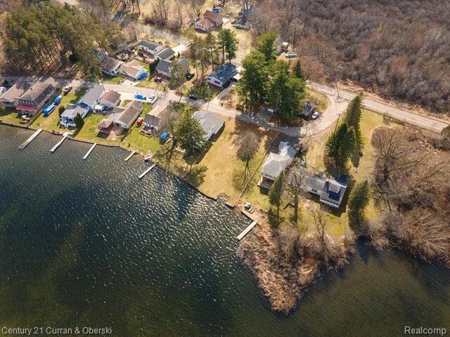 5031 Pine Drive, Leoni, MI 49201 — Photo 2