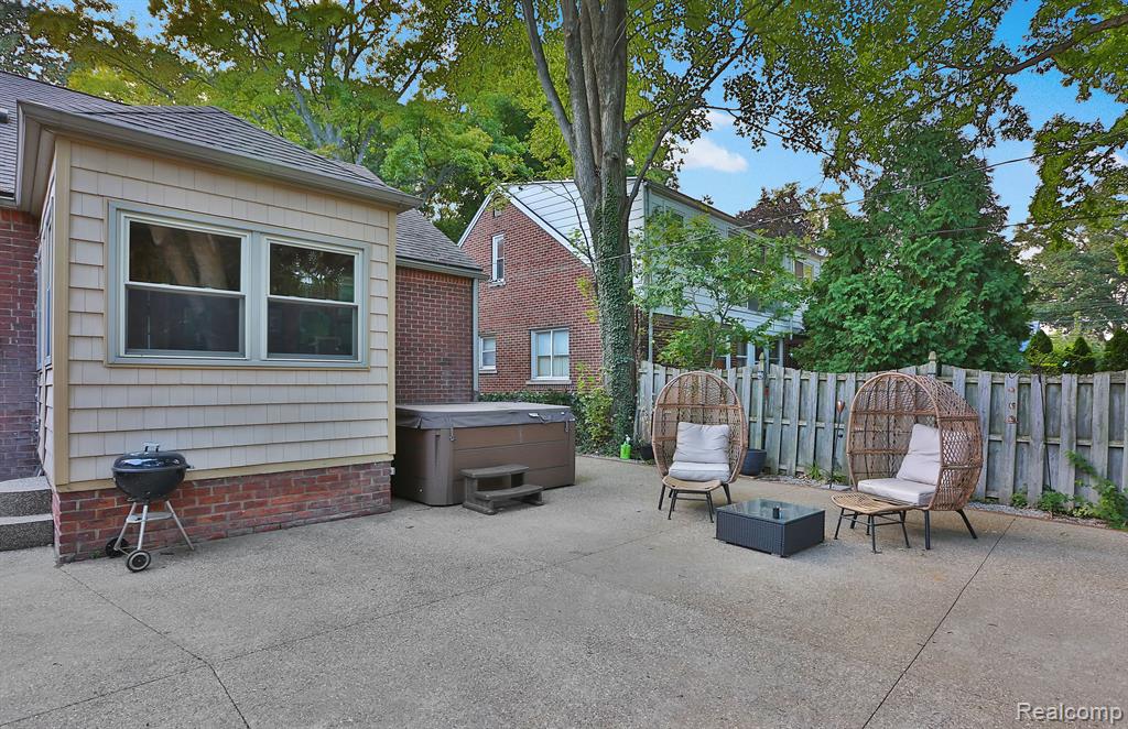 613 S CONNECTICUT Avenue, Royal Oak, MI 48067 — Photo 5