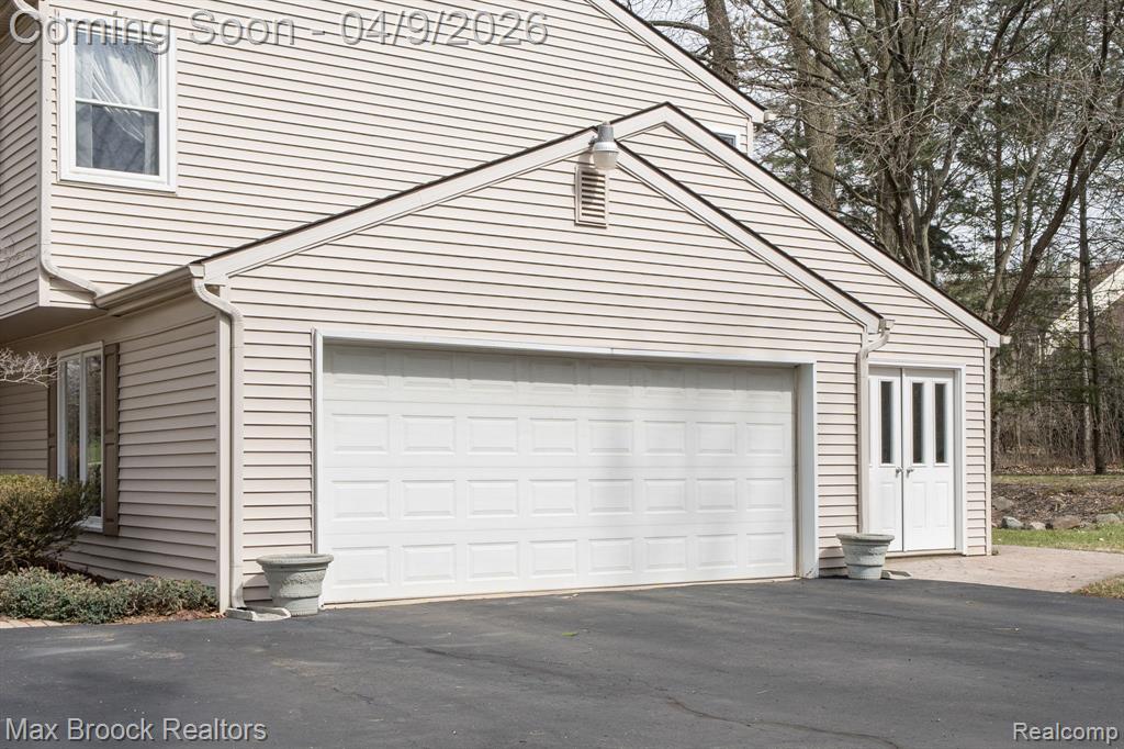 44020 Cottisford Street, Northville, MI 48167 — Photo 39