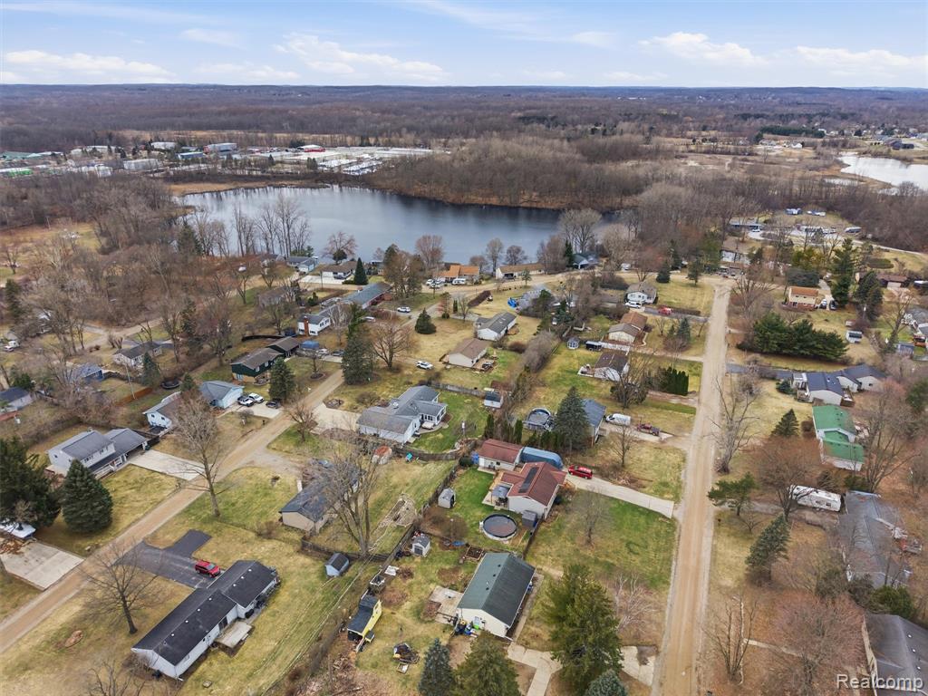 9368 Debby Jo Drive, Clawson, MI — Photo 35