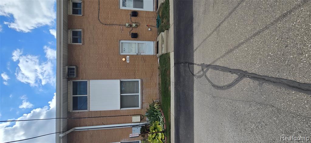 8142 Huntington Street, Westland, MI — Photo 16