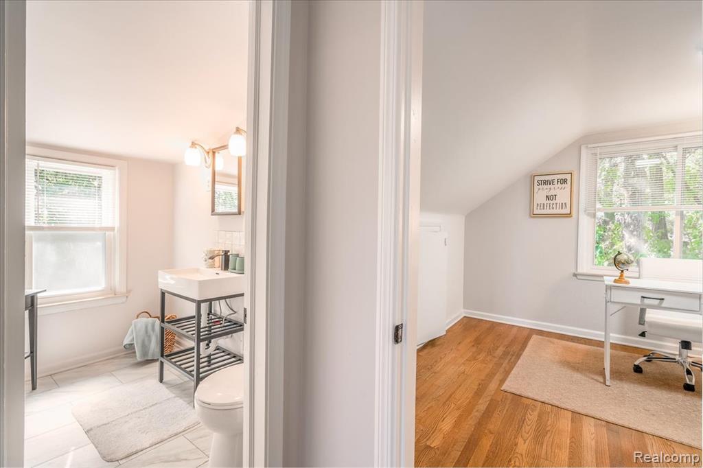47049 Denton Road, Belleville, MI 48111 — Photo 32