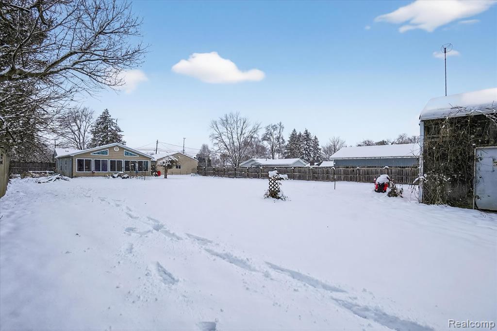 9102 N Genesee Road, Mount Morris, MI 48458 — Photo 29