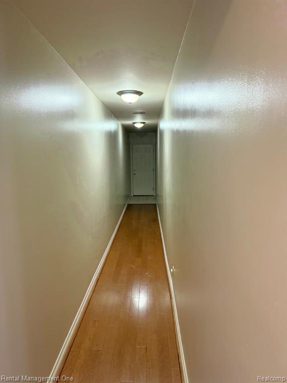 5709 HAMPSHIRE Lane, Ypsilanti, MI 48197 — Photo 23