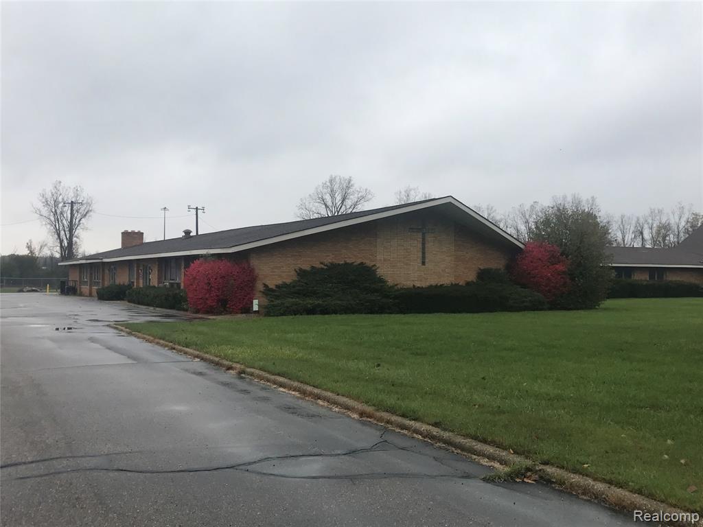4075 E Atherton Road, Burton, MI 48519 — Photo 37